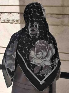 روسری نخی تابستانه