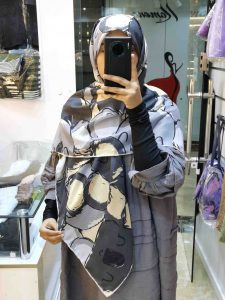 روسری نخ فانتزی