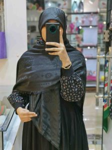 روسری طرح مارک هرمس
