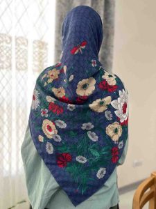 روسری ابریشم تویل
