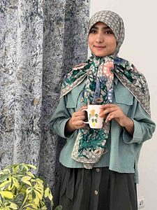 روسری ابریشم تویل