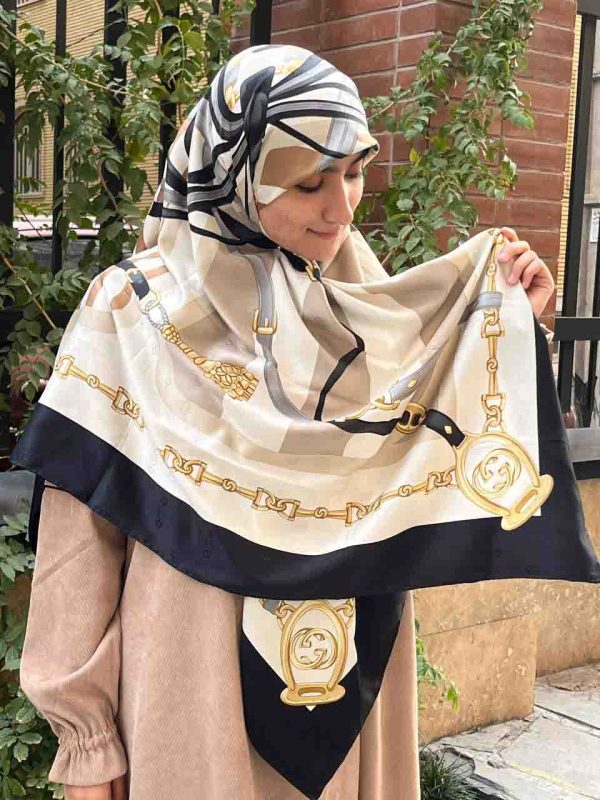 روسری ابریشم طرح دار