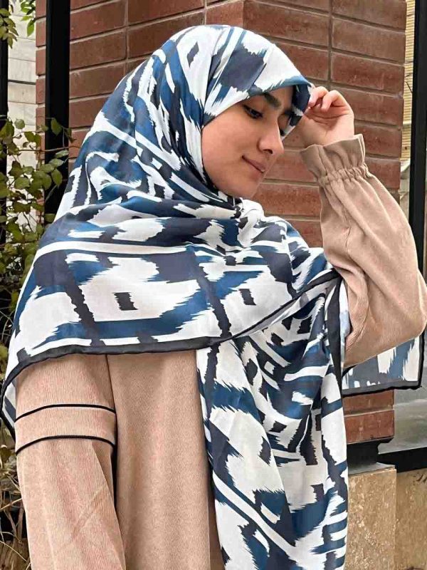 روسری نخی کجراه