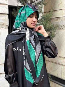 روسری ابریشم فندی