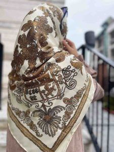 روسری نخ تویل