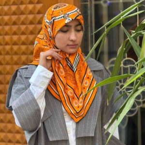 روسری ابریشم کوتاه