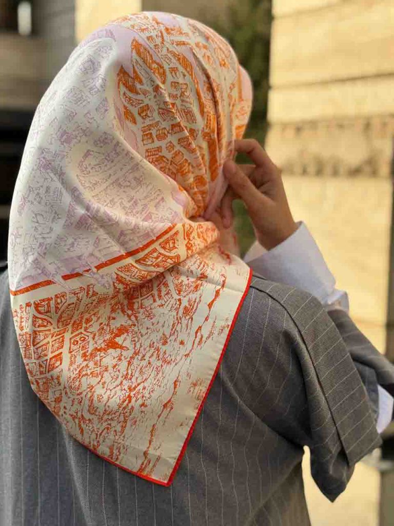 روسری ابریشم تویل کوتاه