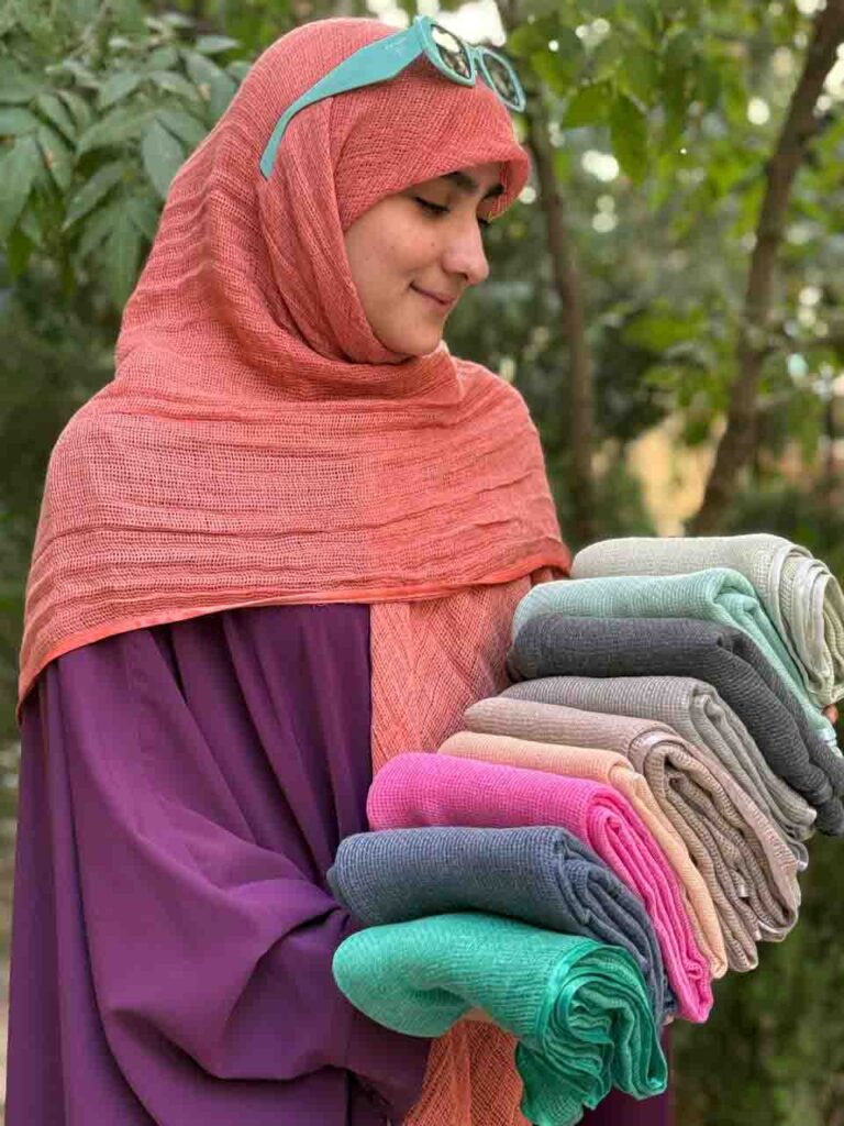 روسری نخی حصیری