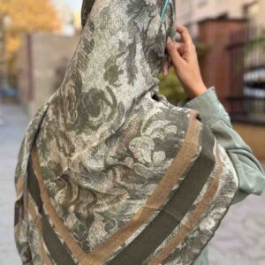 روسری نخی دیور