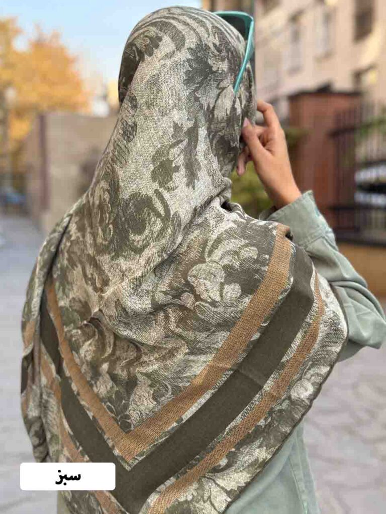 روسری نخی دیور
