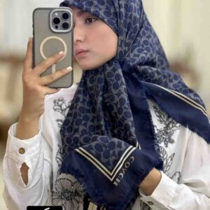 روسری ابریشم سوزنی کوچ