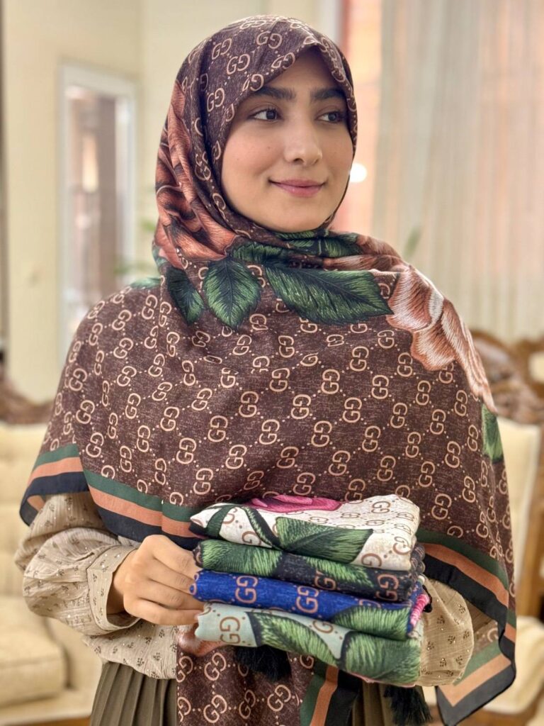 روسری نخی گوچی